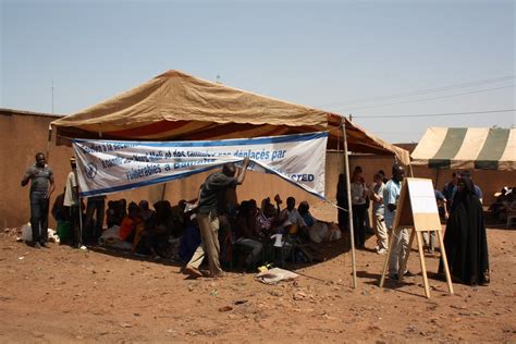 WFP food distribution in Bamako, Mali - a photo on Flickriver