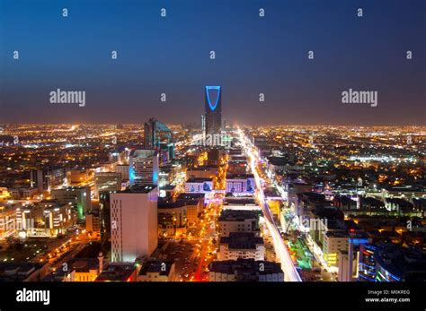 Riyadh skyline at night #1 Stock Photo - Alamy