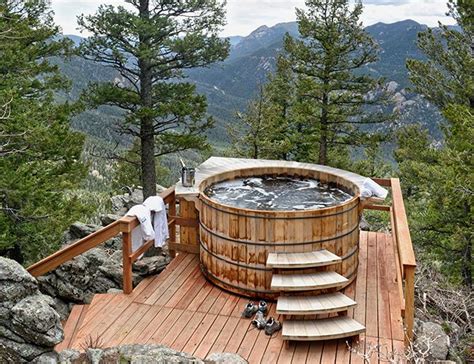 A Romantic Mountain Retreat in Colorado - Inspired By This | Hot tub ...