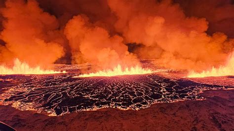 Iceland volcano eruption, earthquakes weaken, but scientists warn of ...