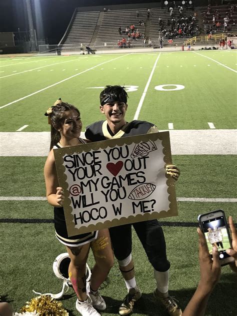 promposal football player cheerleader | Cute homecoming proposals, Cute ...