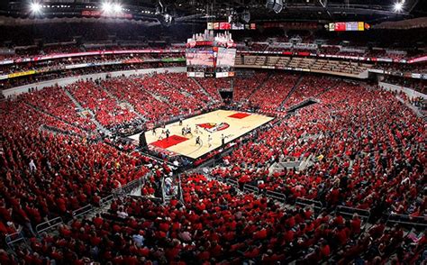 Louisville Men's Basketball vs. Clemson | KFC Yum! Center