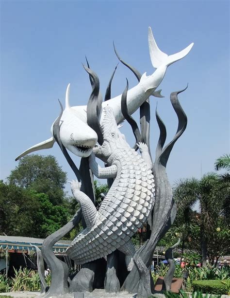 Surabaya Statue - ITS Global Engagement