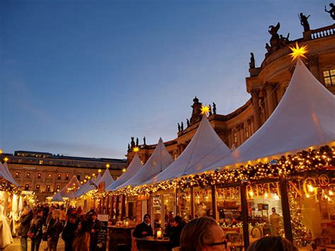 Christmas Market on Gendarmenmarkt (Bebelplatz) – Berlin.de