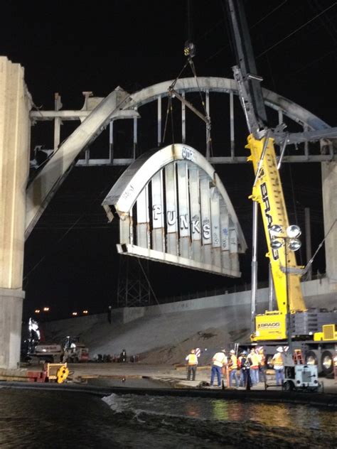 6th Street Bridge demolition halfway done — but one of the arches lives ...