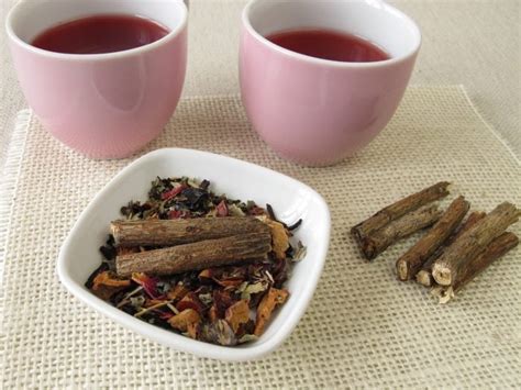 7 Incredible Benefits of Licorice Root Tea | Organic Facts