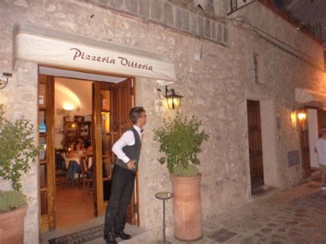 Where to Eat in Ravello: The Best Restaurants and Bars