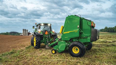 Round Balers | Hay & Forage Equipment | John Deere US