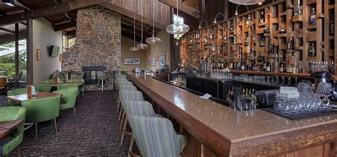 Attic Bar & Lounge at Salishan Coastal Lodge - Travel Oregon