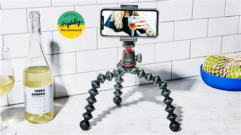 This Smartphone Tripod Is Actually Very Useful For Connecting With ...