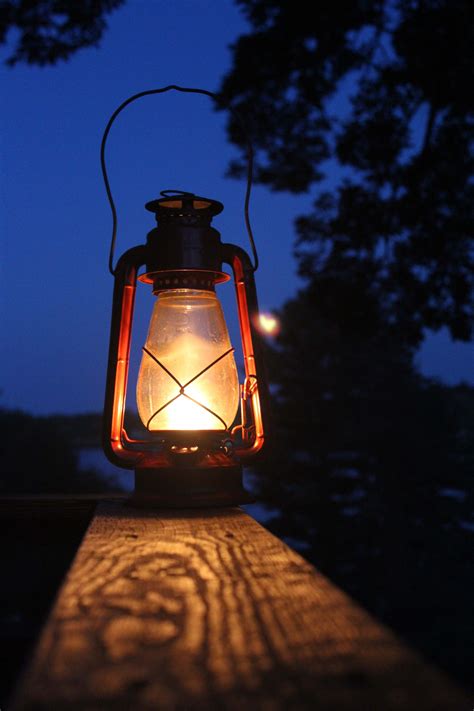 How To Light An Oil Lantern https://montemlife.com/how-to-light-an-oil ...