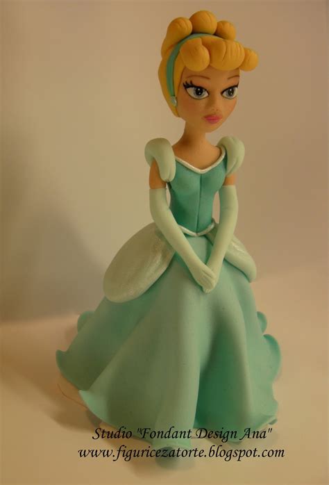 PEPELJUGA FIGURICA ZA TORTU (DIZNI PRINCEZA) - CINDERELLA DISNEY FIGURE ...