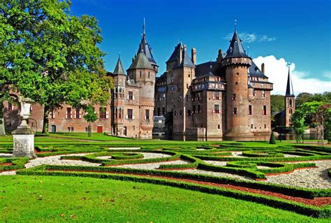 33 Best Castles in the Netherlands