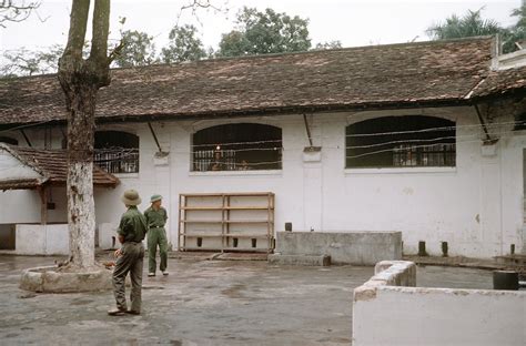 HANOI 1973 - Trại giam tù binh chiến tranh Hỏa Lò ("khách … | Flickr