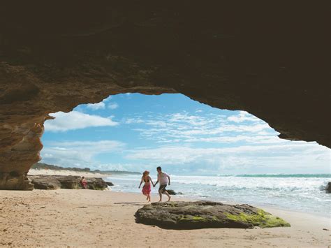 Caves Beach | NSW Holidays & Accommodation, Things to Do, Attractions ...