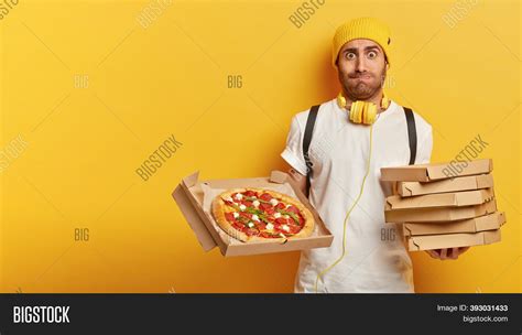 Pizza Delivery Concept Image & Photo (Free Trial) | Bigstock