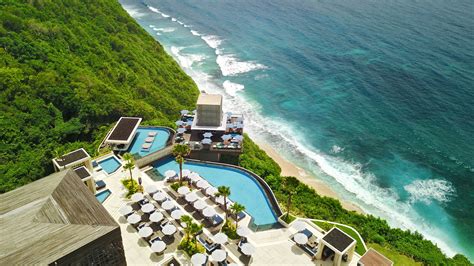 Omnia Dayclub Bali, Uluwatu, Bali, Indonesia - Bar Review | Condé Nast ...