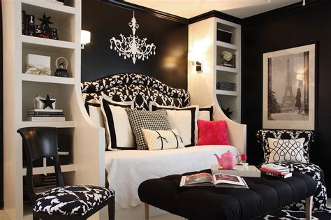 Black And White Bedroom