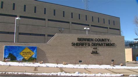 Investigation underway after inmate dies in Berrien County Jail