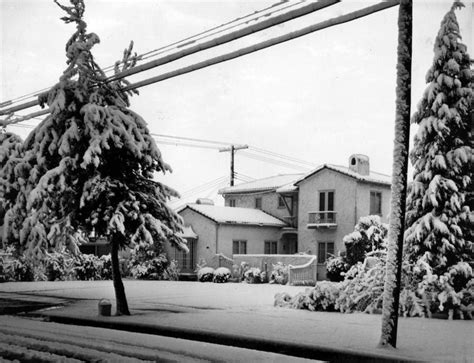 Los Angeles Snowfall of 1949: Rare Historical Photos Show LA Blanketed ...