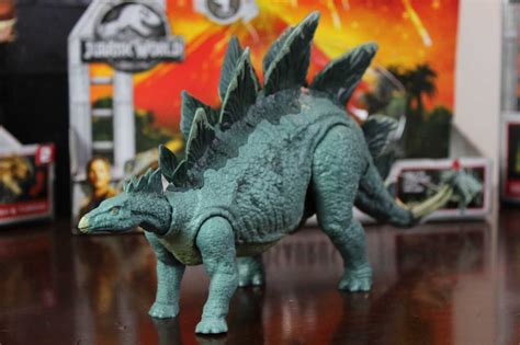 Video Review: Mattel Jurassic World Fallen Kingdom Action Attack ...