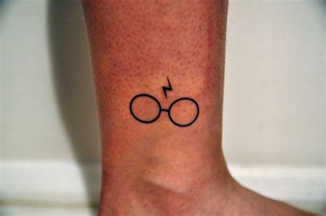 Harry Potter Glasses and Scar Temporary Tattoo Harry Potter