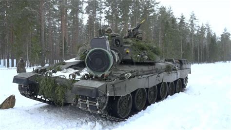 Ukraine war: UK reveals number of tanks to be sent to Kyiv for first ...