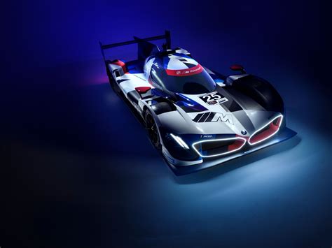 BMW M's Hybrid V8 Arrived in the U.S., It'll Make Its Racing Debut at ...