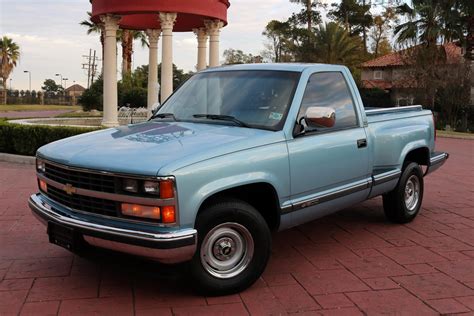 1989 Chevy C1500 Silverado – TEXAS TRUCKS & CLASSICS