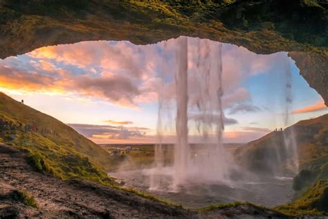 Seljalandsfoss – Iceland’s Most Captivating Waterfall | I am Reykjavik