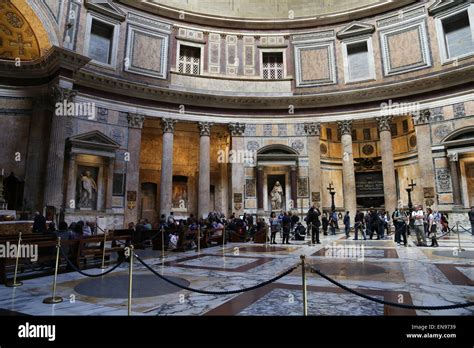 Italy. Rome. Pantheon. Roman temple. Inside Stock Photo - Alamy