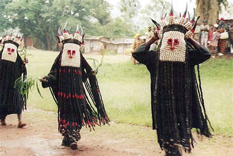 Culture and Landscape observations in the ”Grassfield” of Cameroon ...