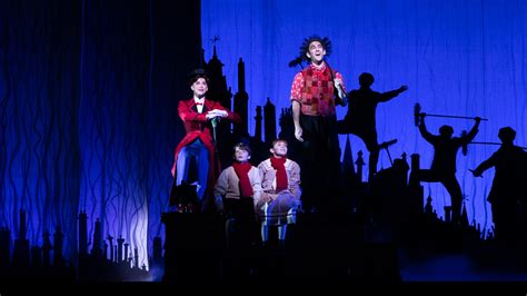 Mary Poppins (Melbourne 2023) – Theatre Review – LILITHIA REVIEWS