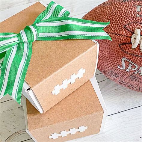 DIY Football Party Favors - 100 Directions