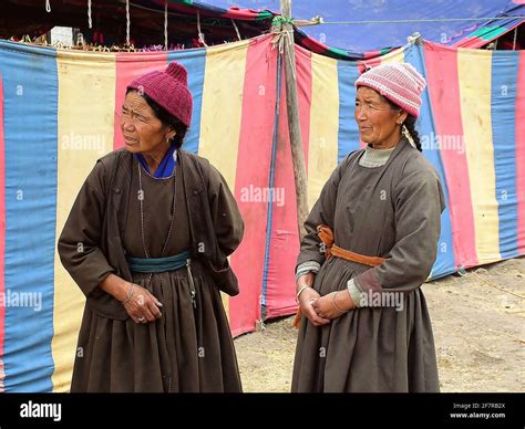 PEOPLE OF LADAKH Stock Photo - Alamy