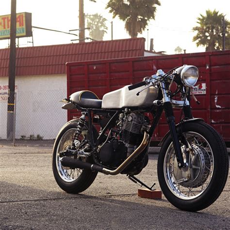 Deus Ex Machina SR500 Custom - (SILODROME)