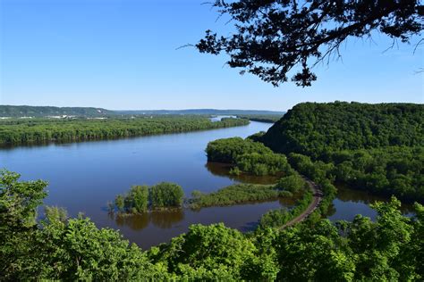 Effigy Mounds National Monument,Harper's Ferry,Iowa.[6000x4000][OC] : r ...