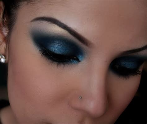 Make-up Artist Me!: midnight blue smokey eye