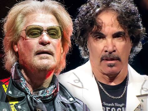 Daryl Hall Accuses John Oates of Secretly Selling Out to Third Party ...