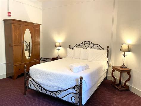 Rm. 118 I Hot Springs at Historic Lodge - Boutique hotels for Rent in ...