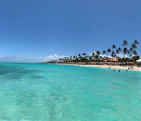 Bavaro Beach makes TripAdvisor list | DR1.com