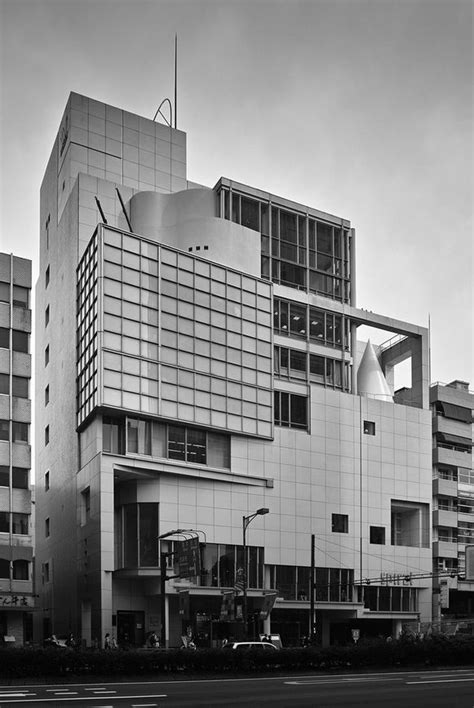 Fumihiko Maki / Spiral Building, Wacoal Arts Center, Tokyo, 1984-85 ...