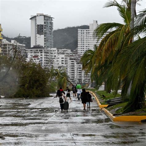 Hurricane Otis Hits Mexico’s Pacific Coast, Cuts Off Acapulco - WSJ