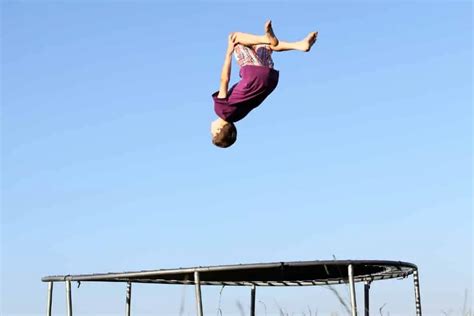 How To Do A Backflip On A Trampoline (Step-by-Step) - The Jump Central