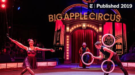 Review: The Big Apple Circus Still Delivers - The New York Times