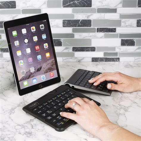 Ergonomic Adjustable Split Keyboard - Goldtouch