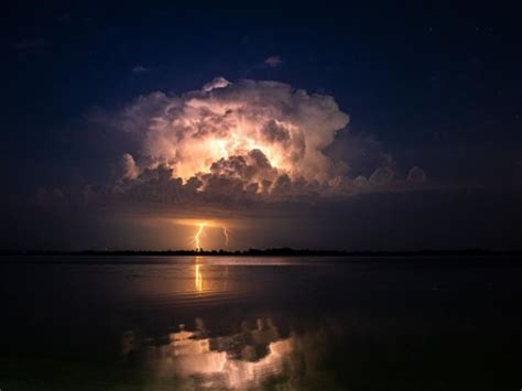 The Weather Network - ‘Heat lightning’ is summer’s peaceful and ...