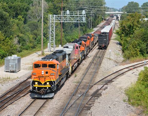 BNSF SD60M 1400-BLYMEM | BNSF Southbound Freight Train BLYME… | Flickr