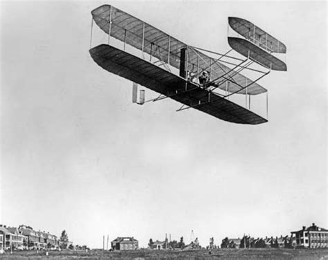 Industrial Revolution: Airplanes timeline | Timetoast timelines