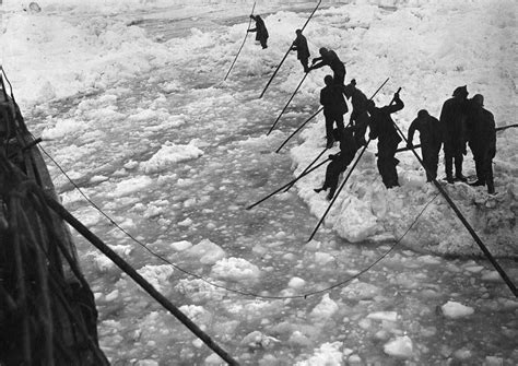 Unforgettable photos from Shackleton’s Endurance expedition ...